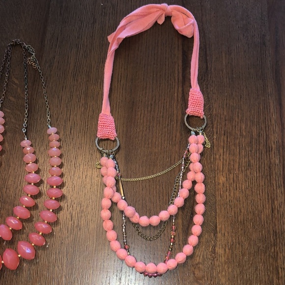 Set of 2 coral necklaces charming Charlie’s and Target - Picture 5 of 5